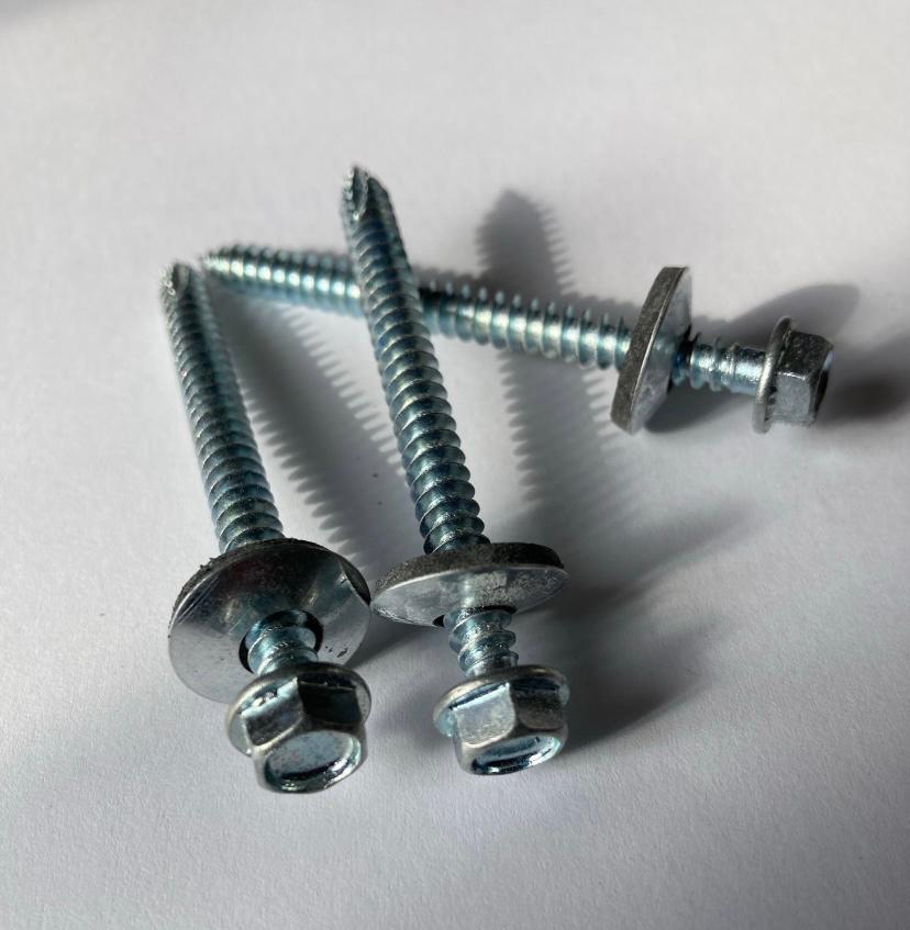 Tornillos techo 10x1.1/2’’ Punta fina