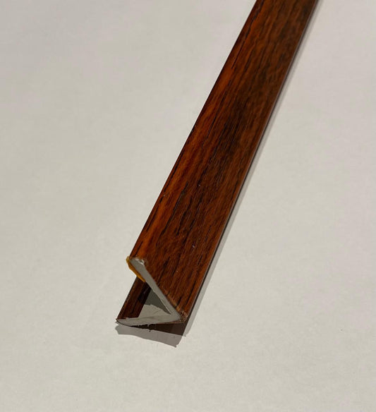 Esquinero PVC Caoba 2,9 mts x 2,5 cm